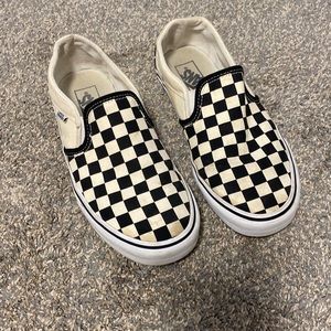 Vans Checkered Slip-on shoes